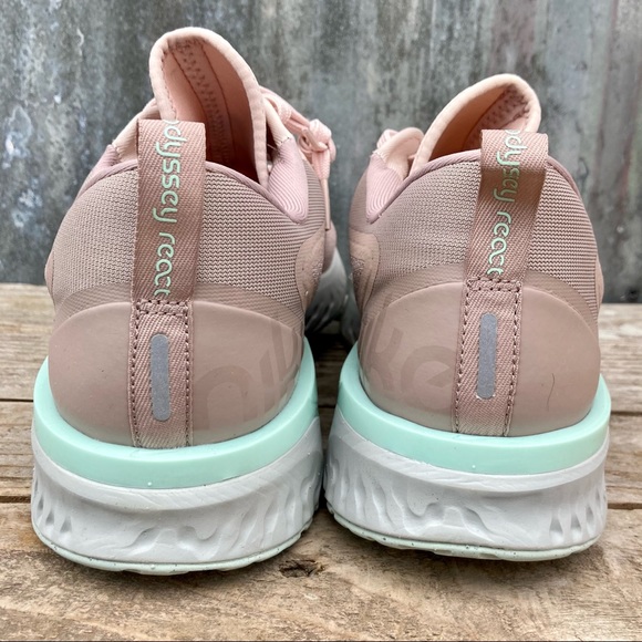 Nike Women’s Odyssey React NWOB 11 Beige Shoes - Picture 5 of 8